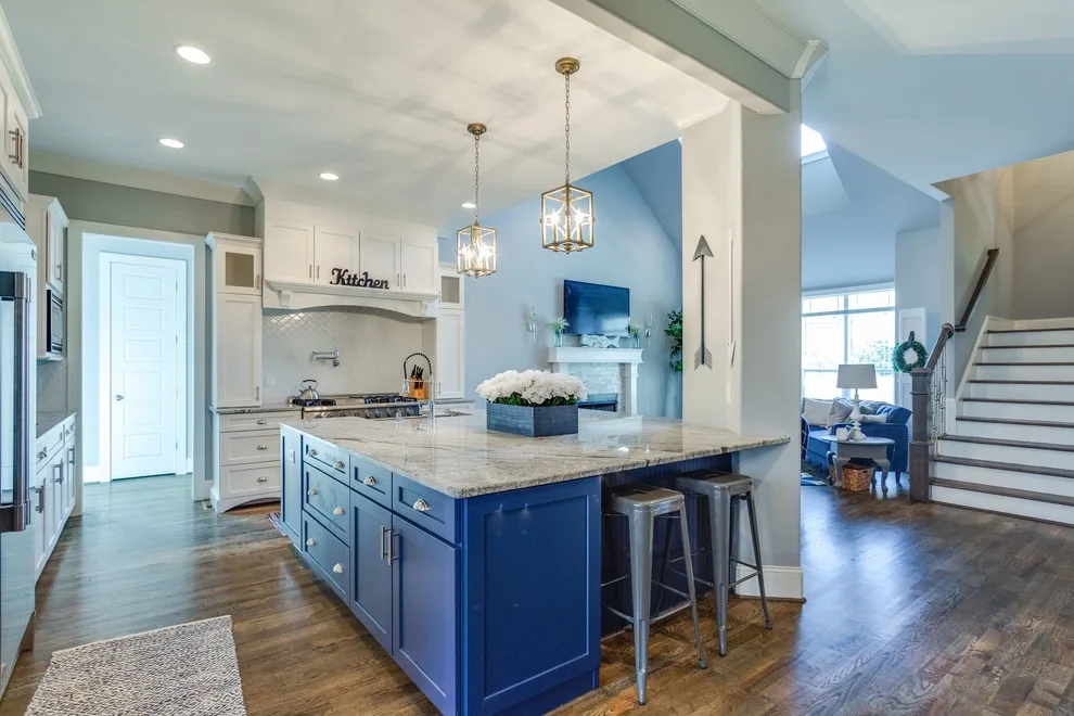 Viscon White Isle, Azure Cabinets by Marble Granite World - Photo 4
