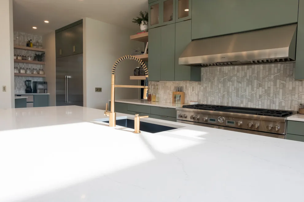 Quartz Kitchen with Marble Aesthetics by WilgusIQ - Photo 6