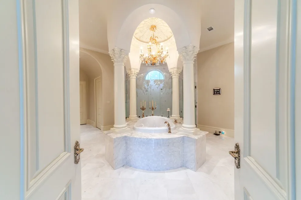 Houston Crema Marfil Marble Polishing Entryway by MCA Stone - Photo 5
