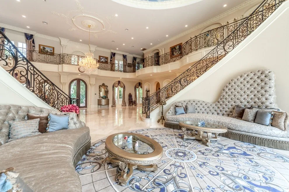 Houston Crema Marfil Marble Polishing Entryway by MCA Stone - Photo 8