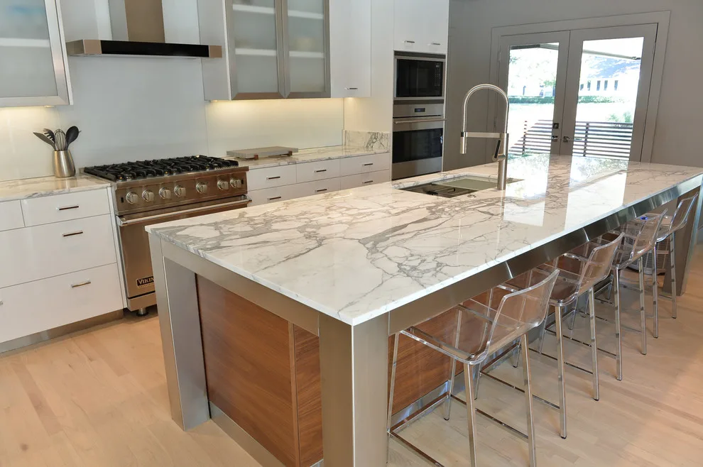 Contemporary Kitchen and Bathroom by Aria Stone Gallery - Photo 8