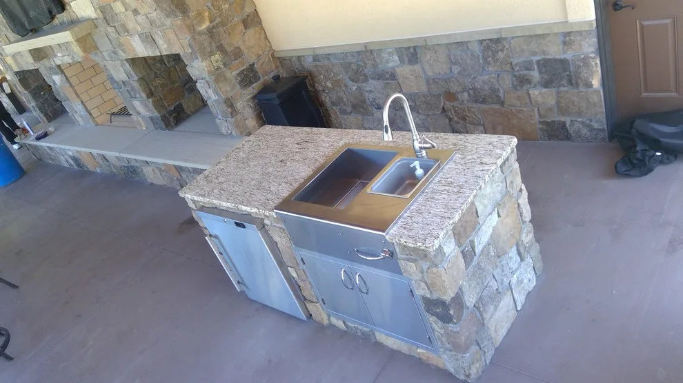Outdoor Kitchen by D&L Granite - Photo 2