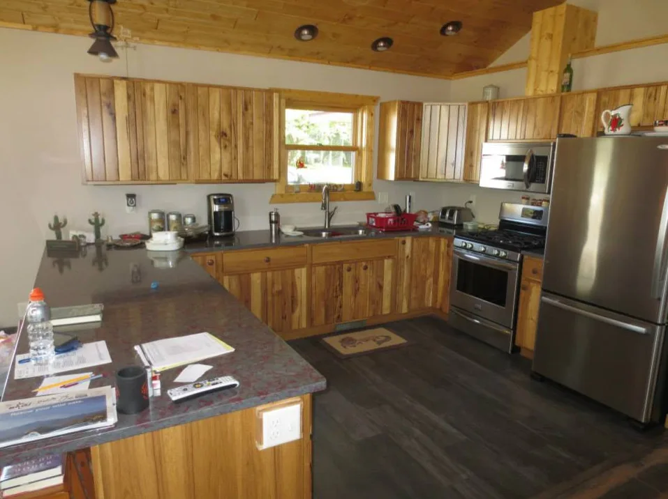 Russell's Of Neillsville - Photo 11