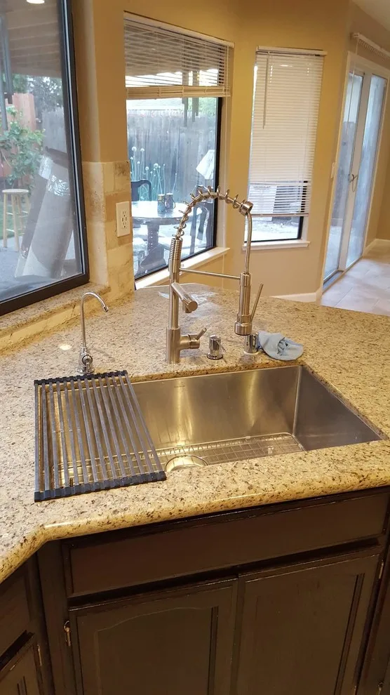 Travertine Flooring with Granite Countertops and Backsplash by StartTile - Photo 3