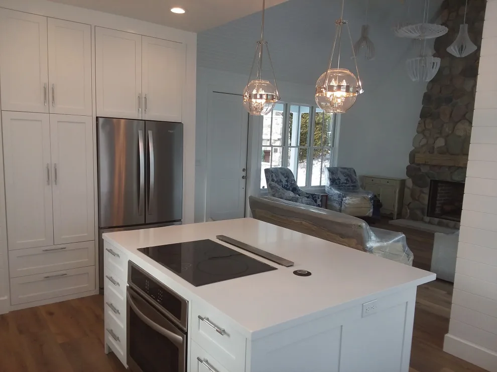 Walloon Cabin by Quality Signature Tops Inc - Photo 3