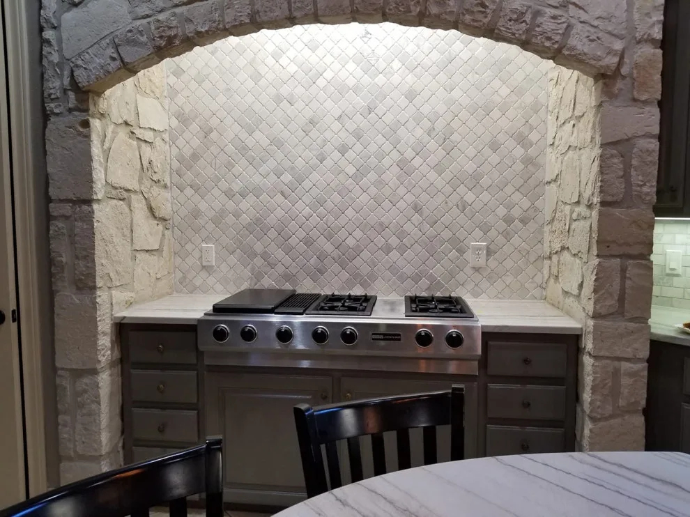 Quartzite Kitchen and Laundry in White Macabus by Tex-San Granite - Photo 4