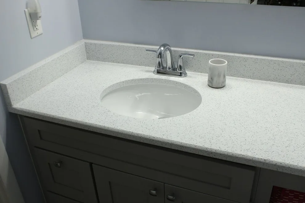 White Quartz Countertop by Merlino Marble And Granite - Photo 3