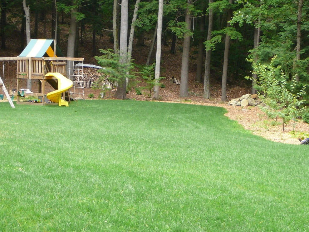 New Hampshire Lawns by Lawn Dawg - Photo 6
