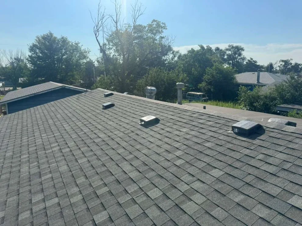 Luxury Construction LLC - Photo 3