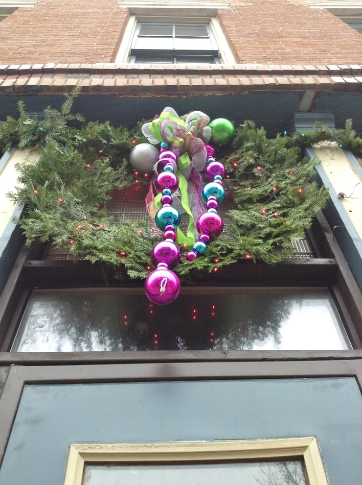 Seasonal Decor by Lawncare By Walter, Inc. - Photo 3