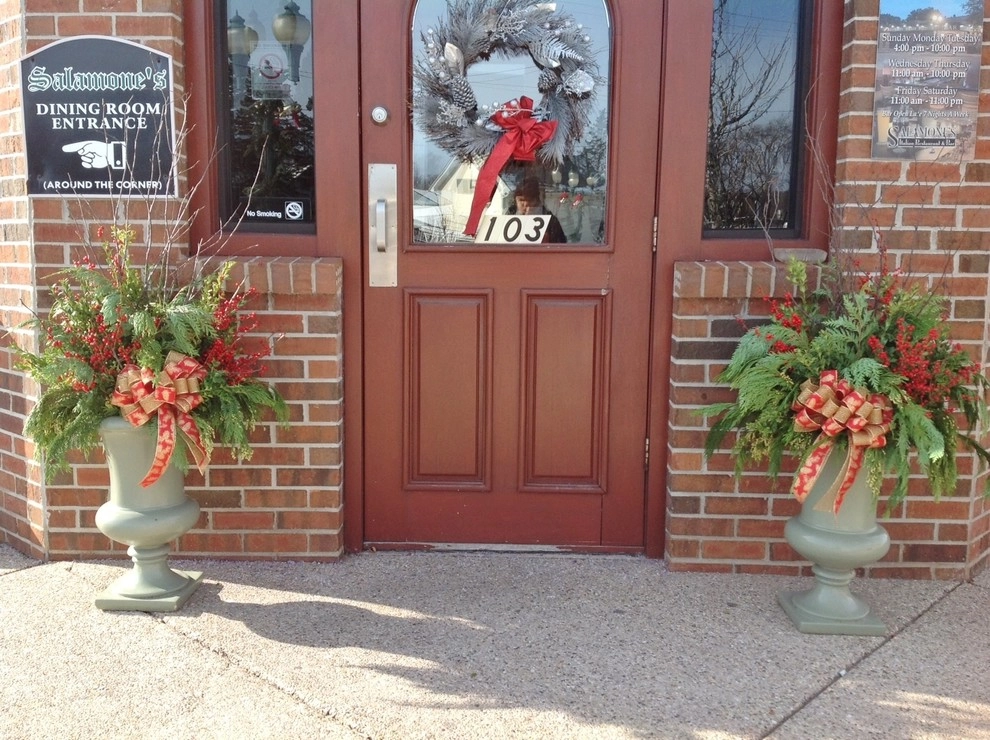 Seasonal Decor by Lawncare By Walter, Inc. - Photo 15