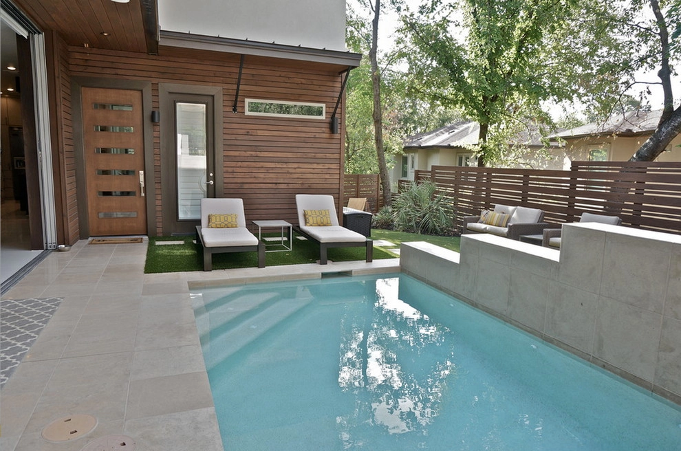 Modern Home with Artifical Turf Courtyard by LawnPop Artificial Turf - Photo 7