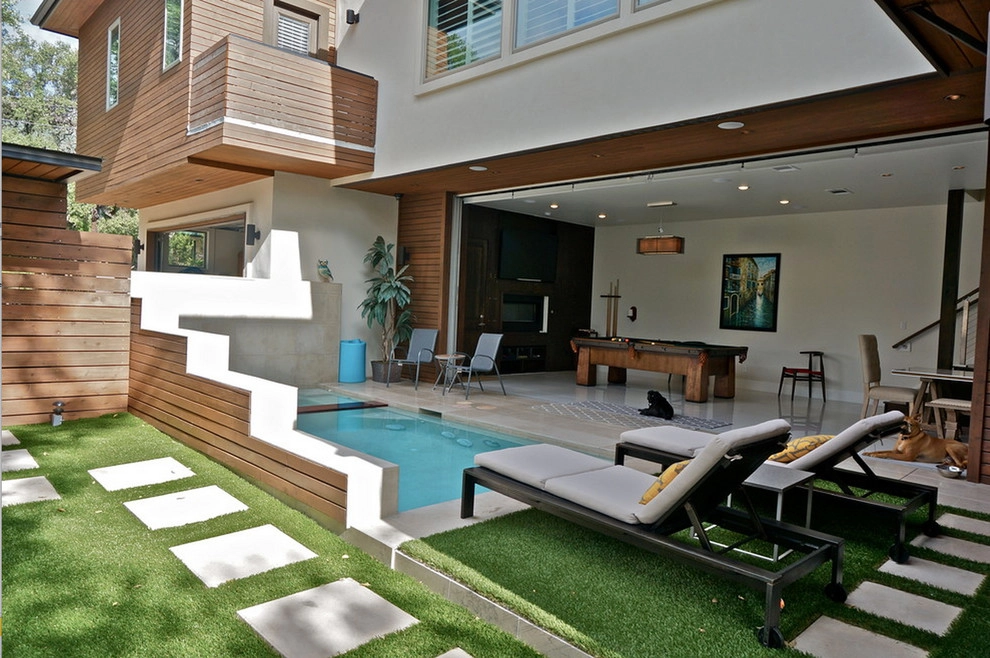 Modern Home with Artifical Turf Courtyard by LawnPop Artificial Turf - Photo 6