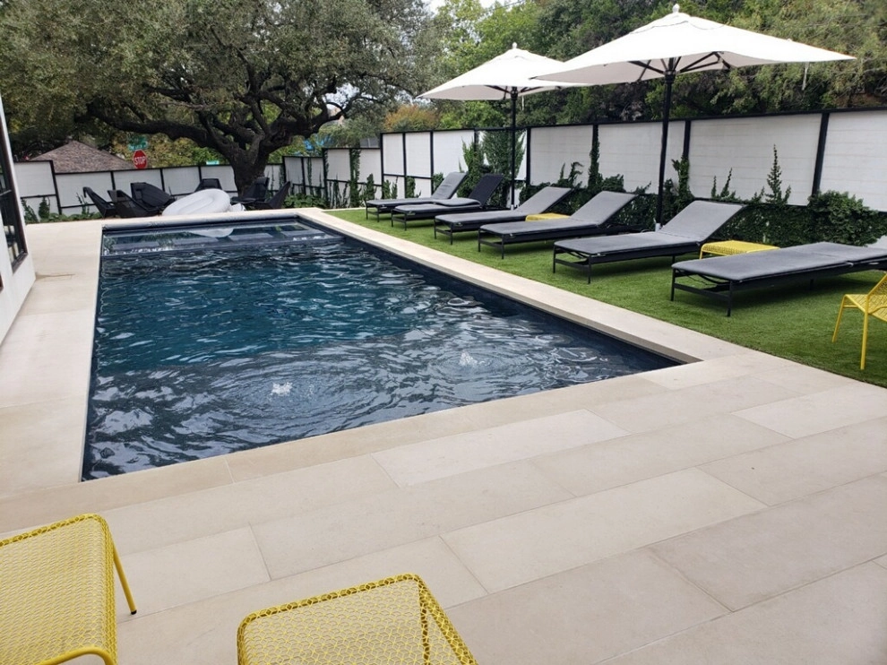 Pools with LawnPop artificial turf by LawnPop Artificial Turf - Photo 42