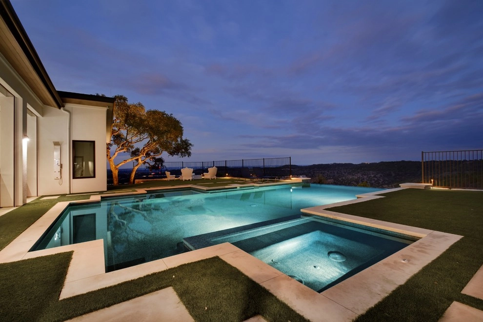 Modern Pool Home in Austin Texas by LawnPop Artificial Turf - Photo 7