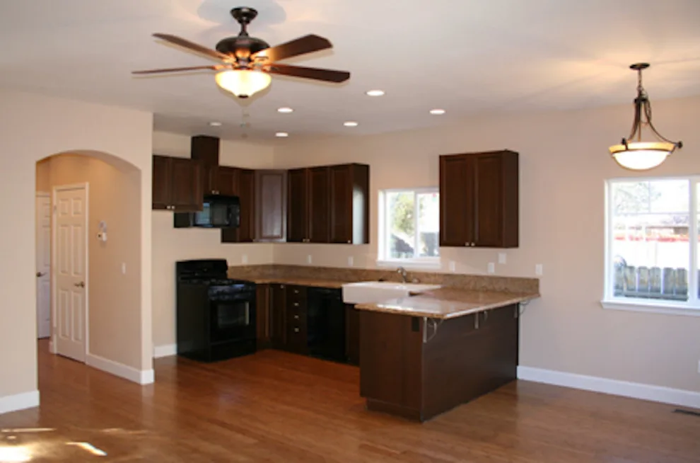 Salazar Avenue Home by GuiDenby, Inc. - Photo 4