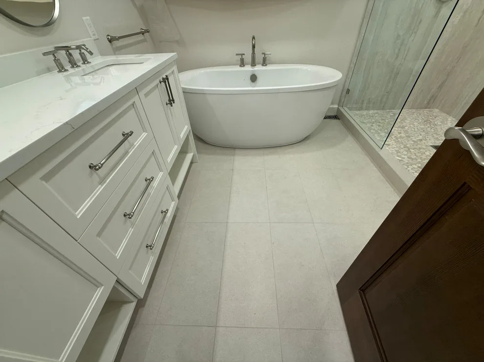 Sammamish - Home Interior Renovation by Contemporary Quarters - Photo 5