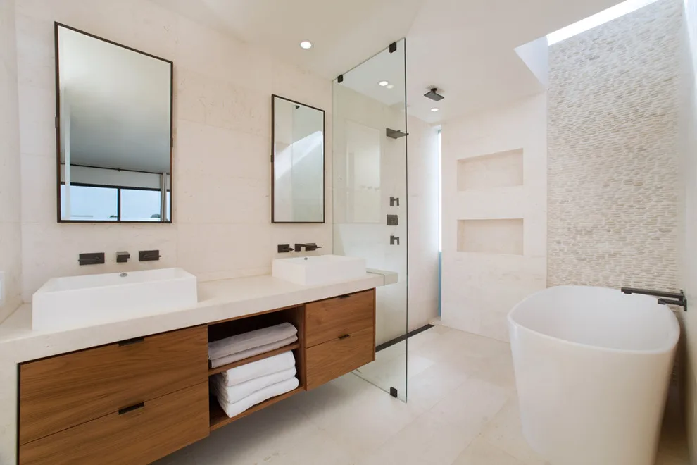 Del Mar Residence Market by Chaun Miller Design & Construction - Photo 5