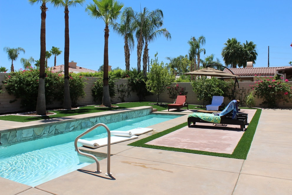 Pool Patio Area, Palm Desert, CA by Leon's Landscaping & Tree Service Inc - Photo 5