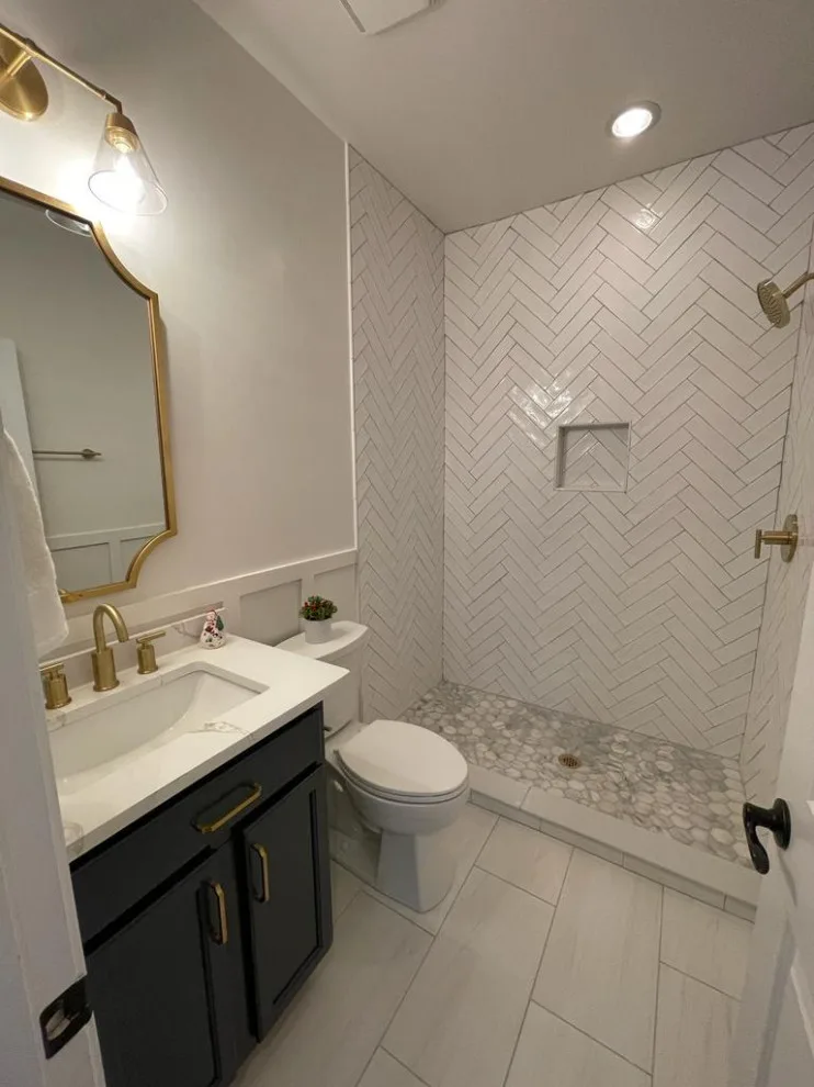 Porch Screen and Guest Bathroom by GJ All Services - Photo 13