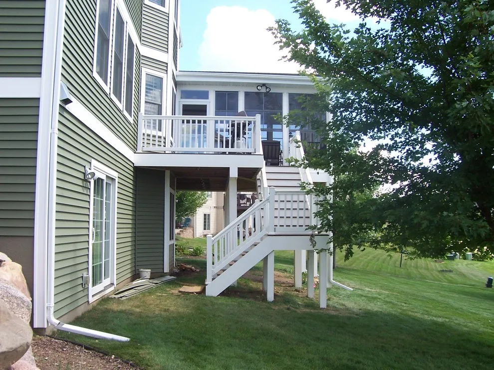 Byrnes Custom Construction - Photo 9