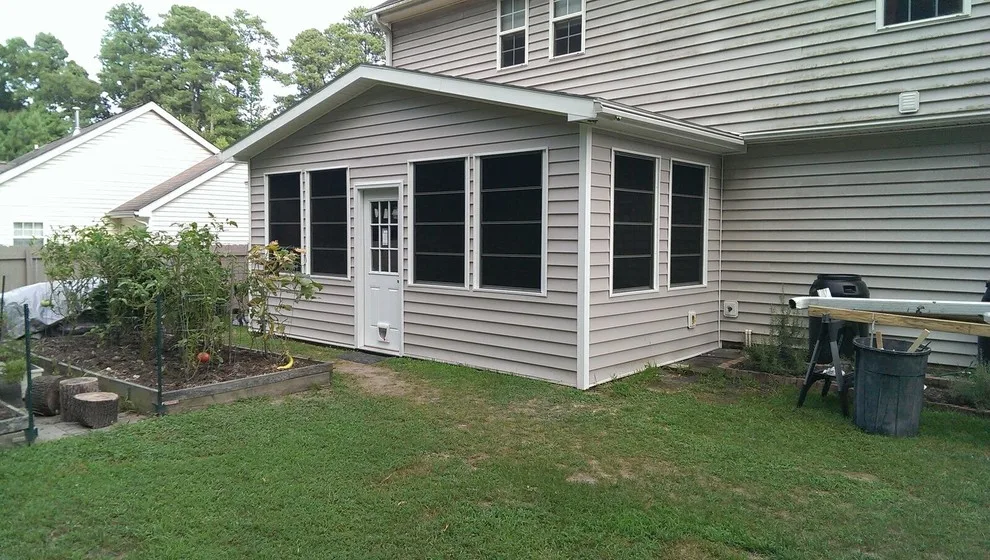Porch Screens by Hunt Construction Co., Inc - Photo 4