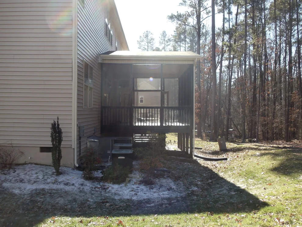 Porch Screens by Hunt Construction Co., Inc - Photo 8