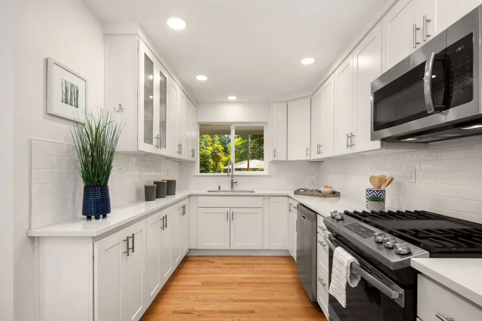 Seahurst Home Remodeling by UMI Seattle - Photo 5