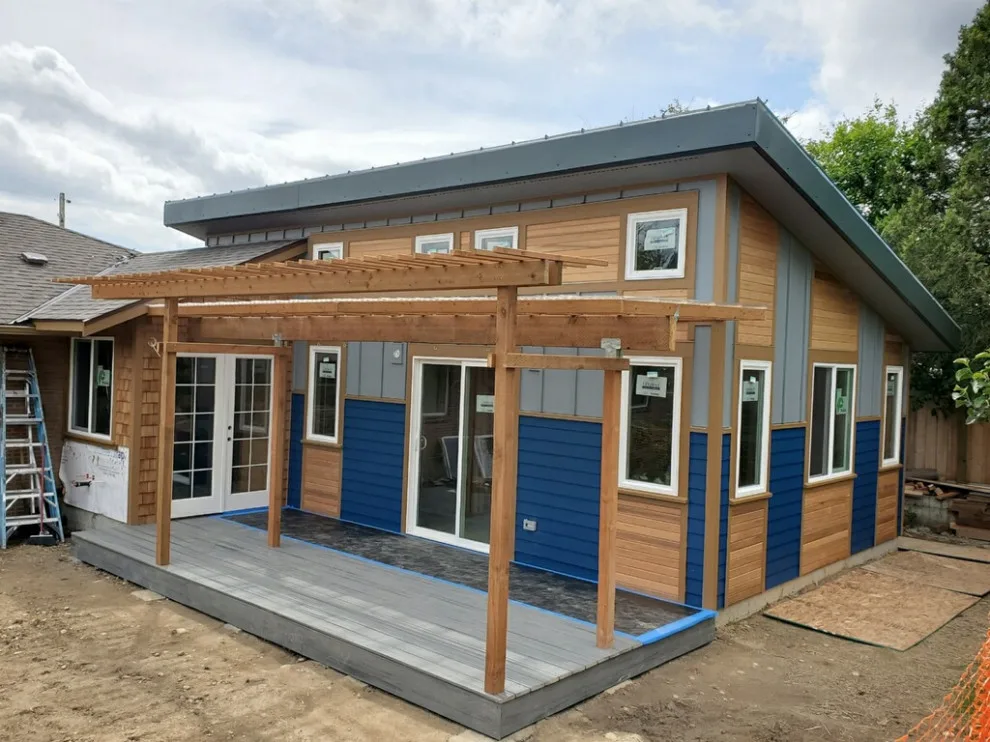 Modern Home Extension by Wise Choice Construction - Photo 21