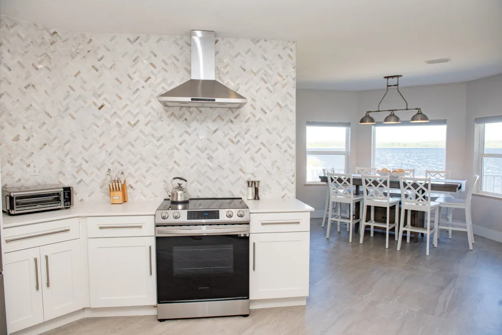 Sebring Waterfront Retreat by Colpani Construction - Photo 22