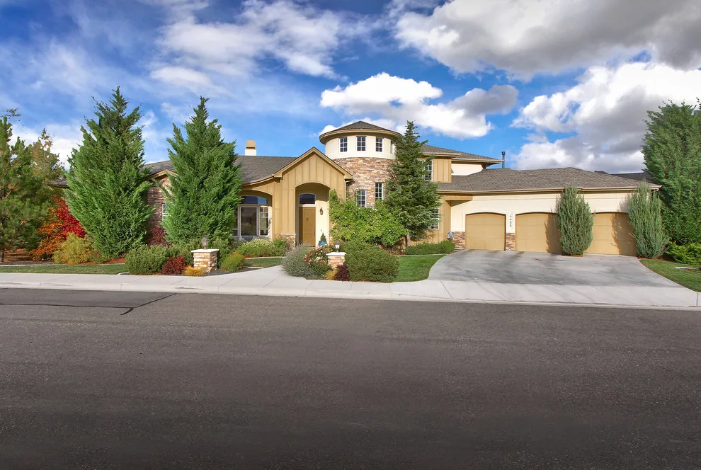 Custom Home at Settlers Ridge by Haylett Homes - Photo 12