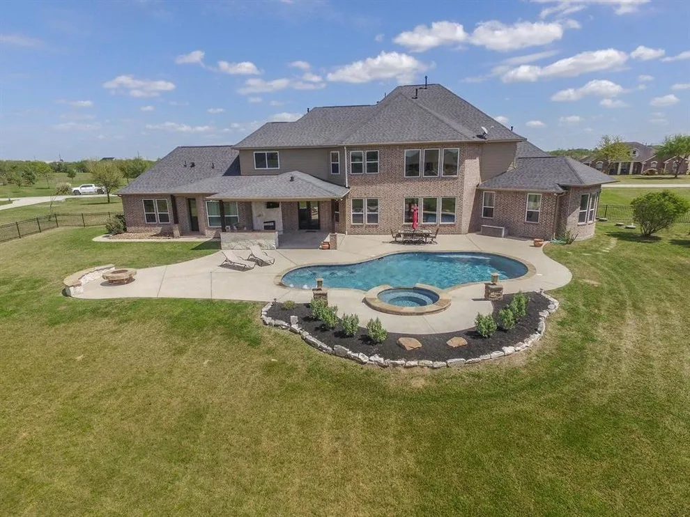 Shadow Turf 1 by New Tradition Builders - Photo 7