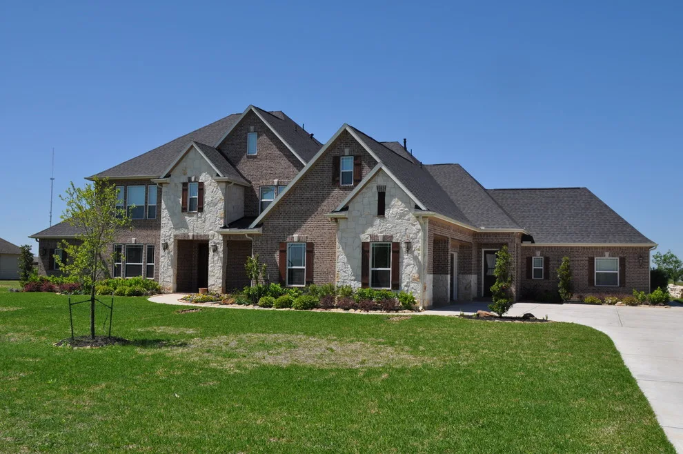 Shadow Turf 1 by New Tradition Builders - Photo 3