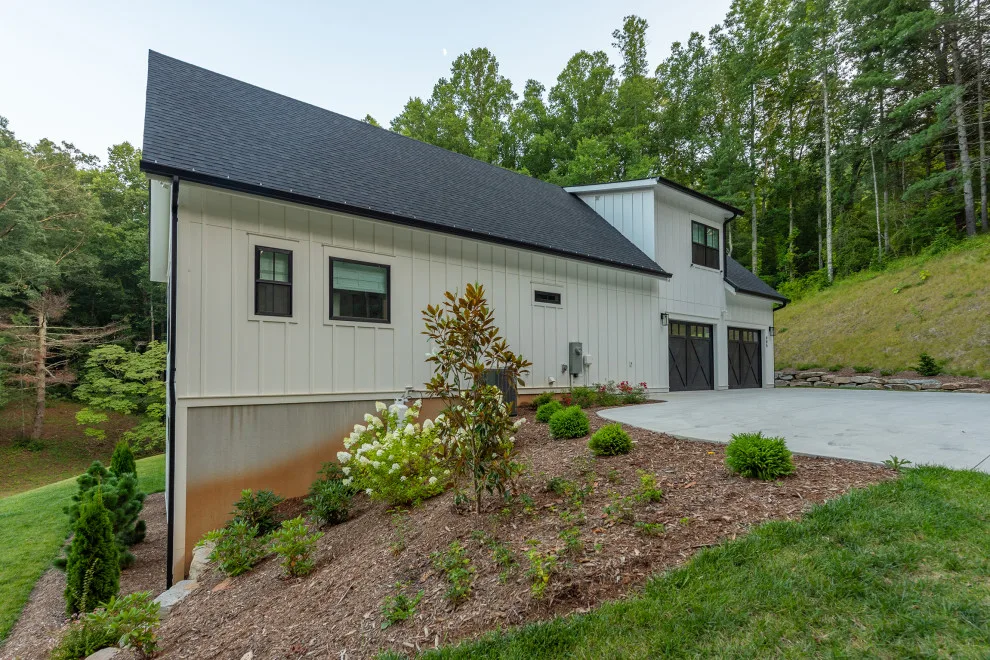 Sharon Road Custom by Solid Rock Builders - Photo 6