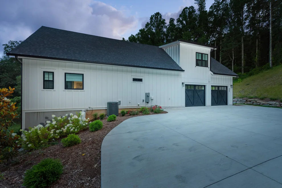Sharon Road Custom by Solid Rock Builders - Photo 4