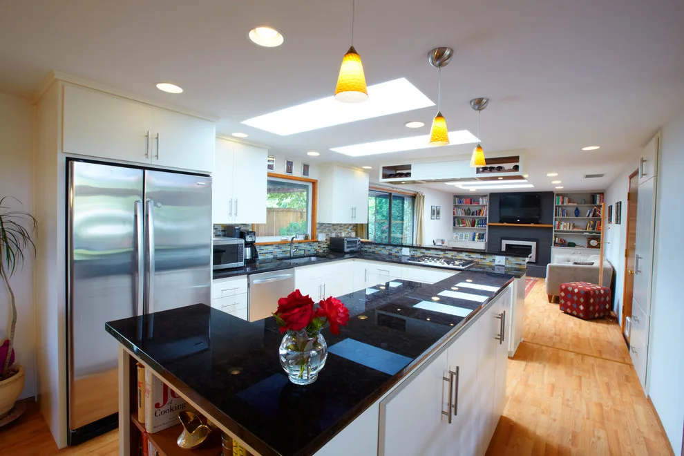 Eugene Kitchen and Dining Room Renovation by Rainbow Valley Design & Construction - Photo 3