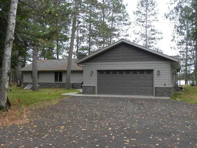 Siding Project by Hoosier Design & Contracting - Photo 4