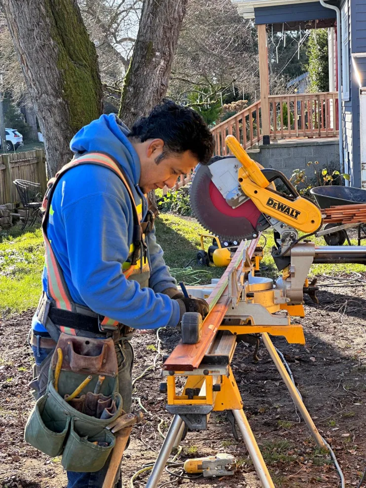 Crown Hill Seattle Siding Project by Seattle Pacific Construction Inc. - Photo 2
