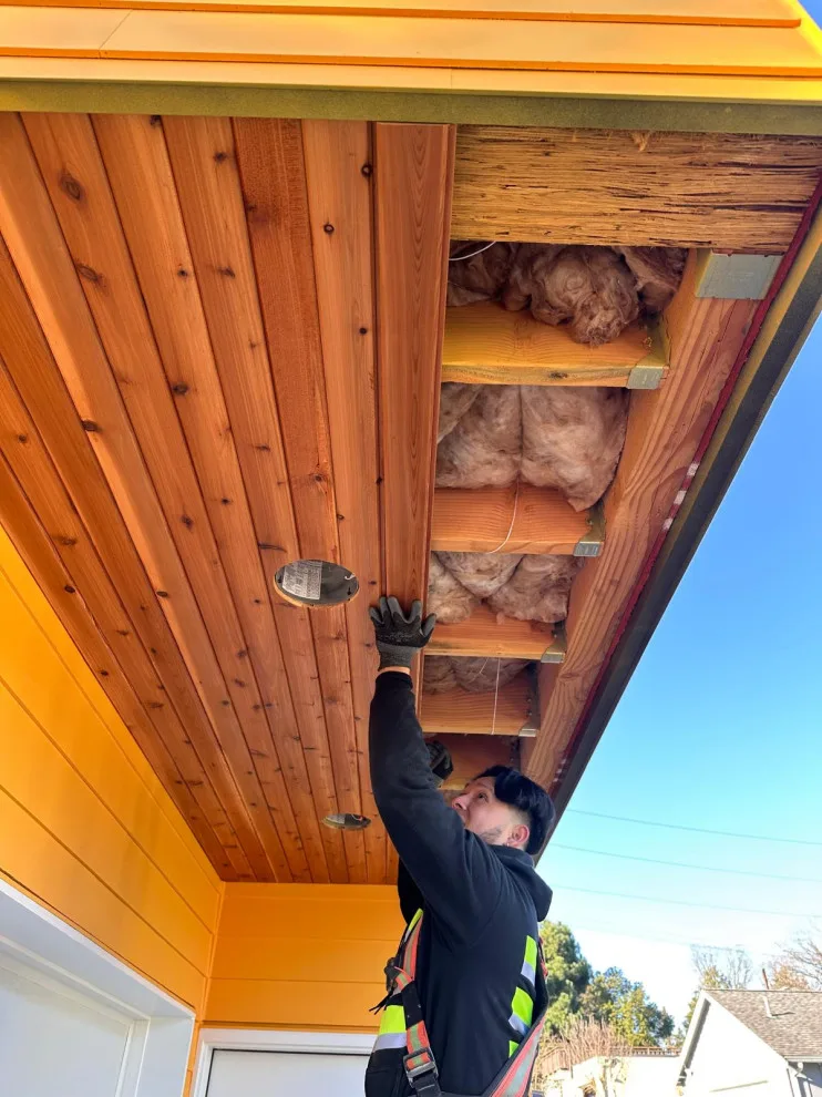 Crown Hill Seattle Siding Project by Seattle Pacific Construction Inc. - Photo 5