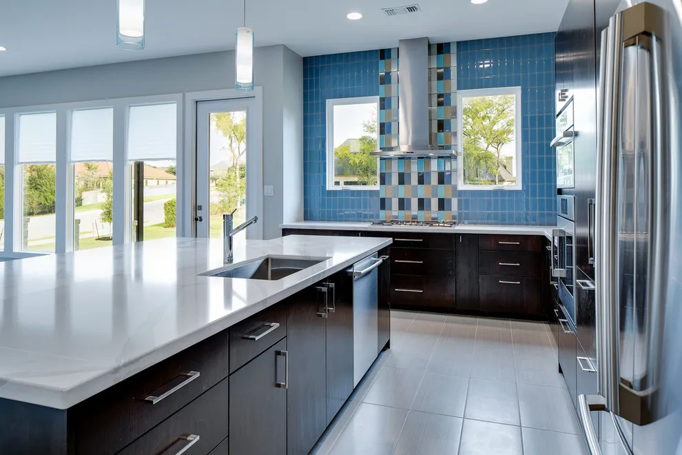 Minimalist Streamlined Residence by Crowley Custom Homes - Photo 9