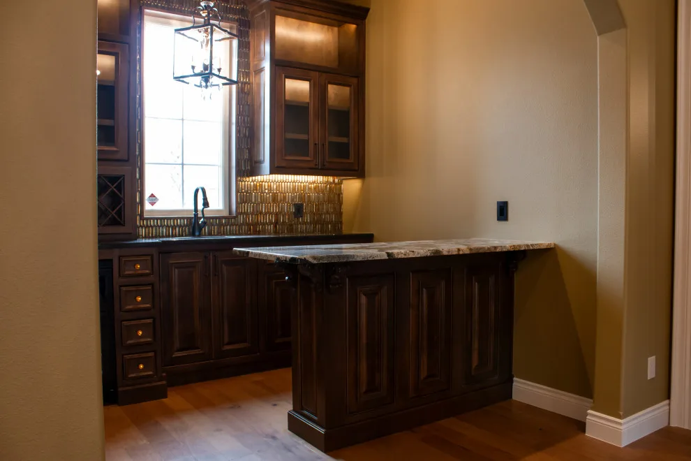 Slocum Custom Residence - Kitchen and Wet Bar by Robbins Construction - Photo 14