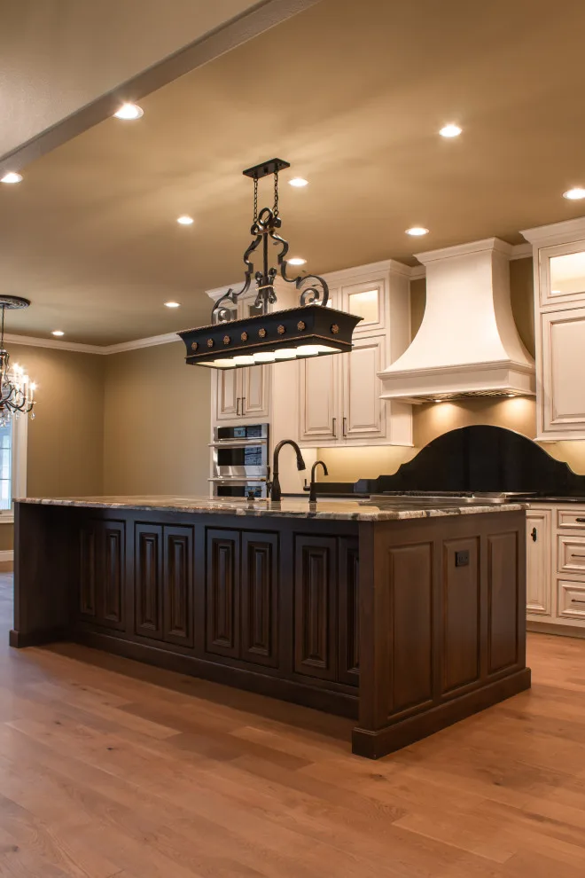 Slocum Custom Residence - Kitchen and Wet Bar by Robbins Construction - Photo 9