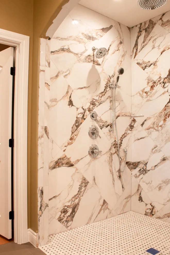 Slocum Custom Home - Main and Powder Bathroom by Robbins Construction - Photo 14