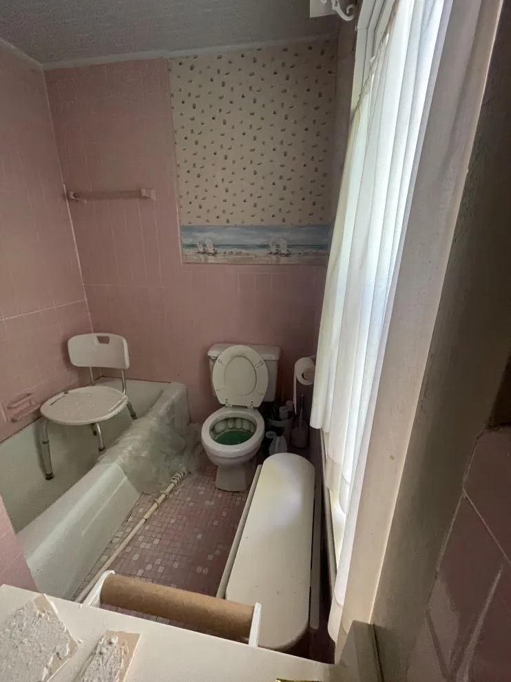 Interior Trends Renovation & Construction Company - Photo 8