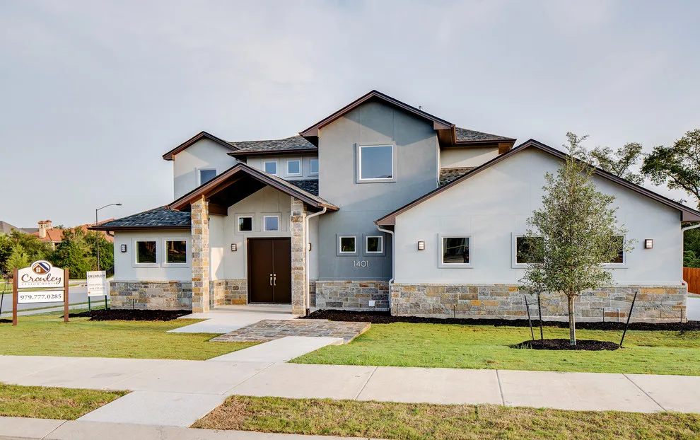 Compact Contemporary Residence by Crowley Custom Homes - Photo 5