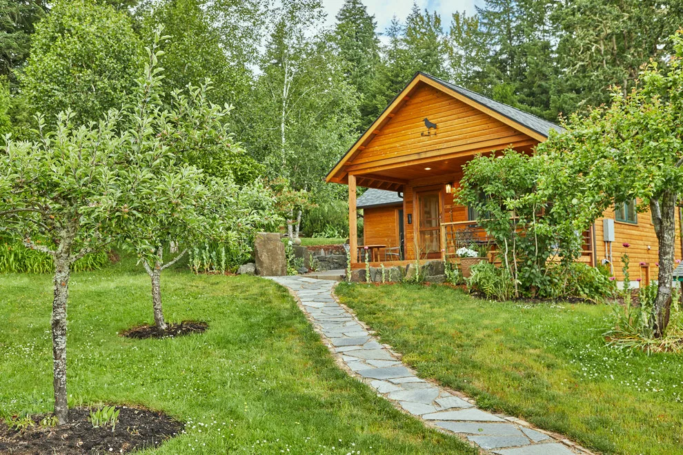 Crow's Nest Cottage by Rainbow Valley Design & Construction - Photo 10