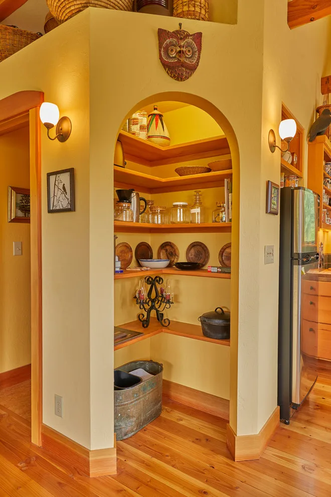 Crow's Nest Cottage by Rainbow Valley Design & Construction - Photo 3