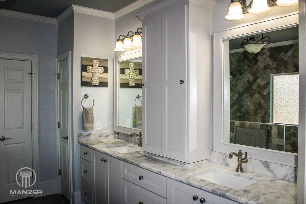 Smith Primary Bathroom by Manzer Contracting - Photo 2