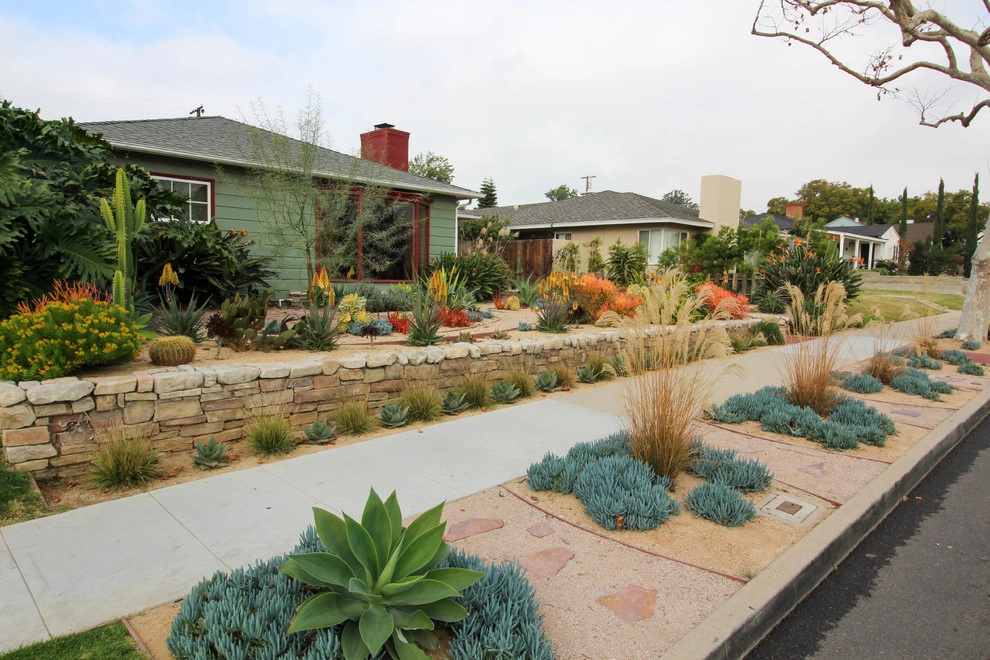 California Heights Craftsman Xeriscape by California Eco Design, Inc. - Photo 4