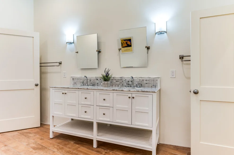 Southern Capital by Coyote Development Group LLC - Photo 8